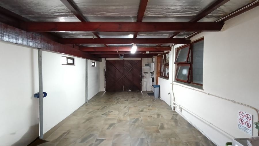 3 Bedroom Property for Sale in Highbury Western Cape